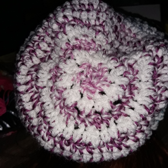 Crochet pop of color beanie - Picture 3 of 5